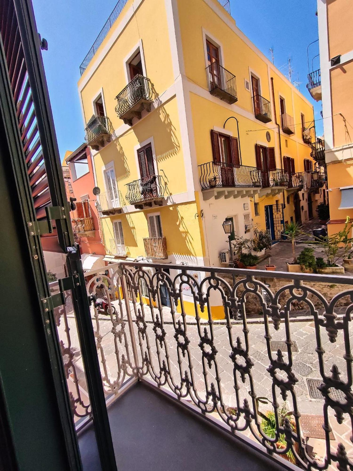 Lipari Suite B&B المظهر الخارجي الصورة